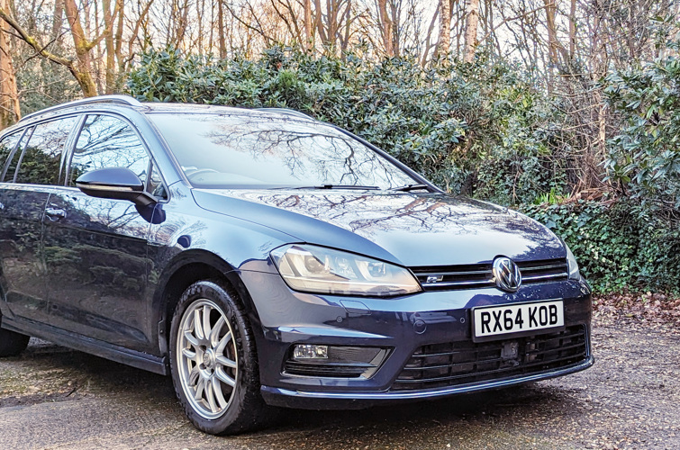 Volkswagen Golf Estate R-Line - photo 2