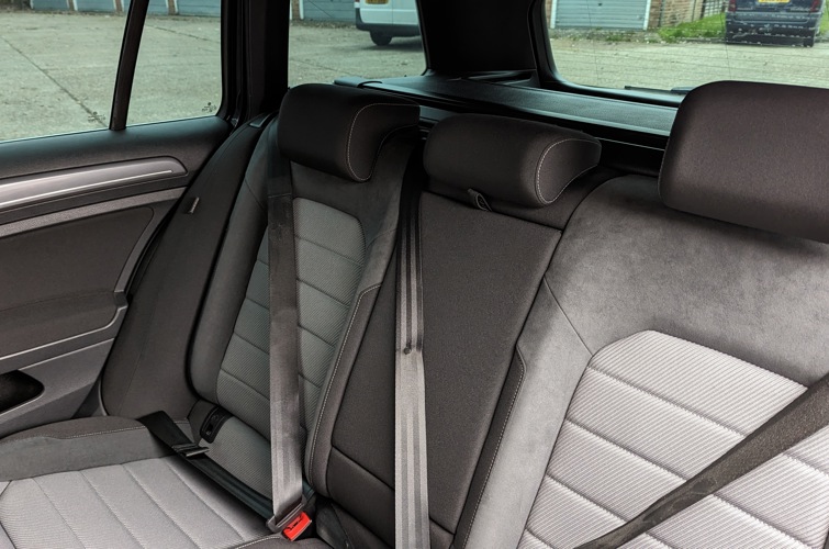 Volkswagen Golf Estate R-Line - photo 7