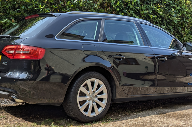 Audi A4 Avant 2014 2.0l TFSI Quattro - photo 1