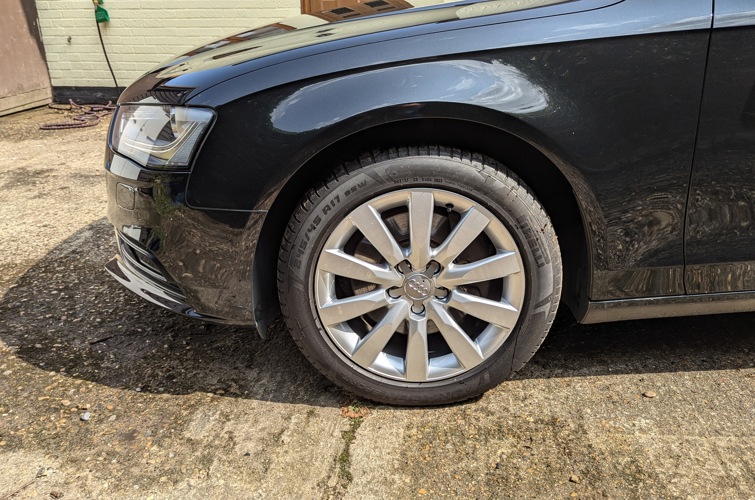 Audi A4 Avant 2014 2.0l TFSI Quattro - photo 14