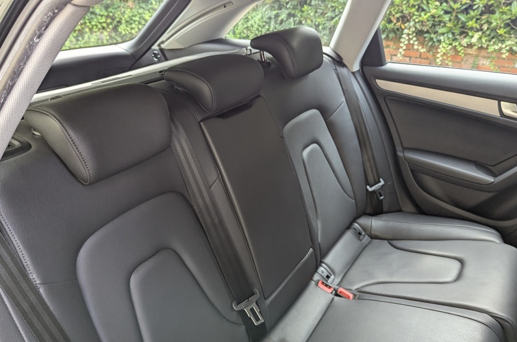 Audi A4 Avant 2014 2.0l TFSI Quattro - photo 23