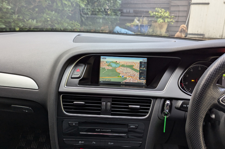 Audi A4 Avant 2013 2.0l TFSI Quattro S-Line - photo 9