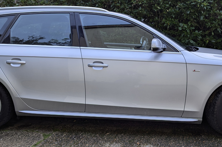 Audi A4 Avant 2013 2.0l TFSI Quattro S-Line - photo 5