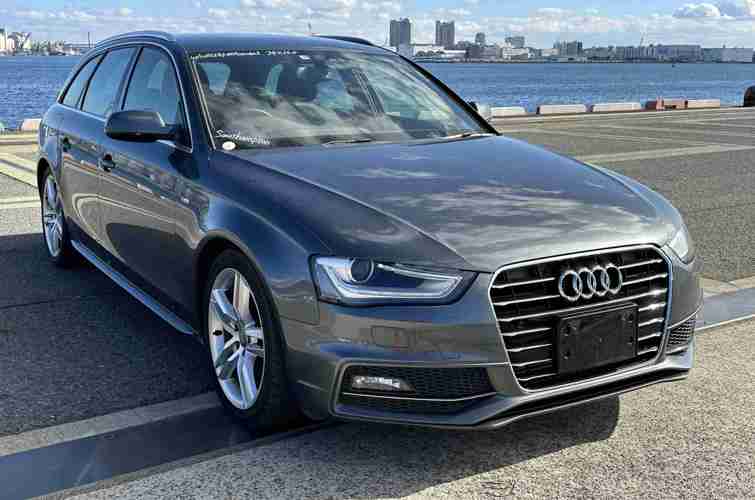 Audi A4 Avant S-Line 2014 2.0l TFSI - photo 3