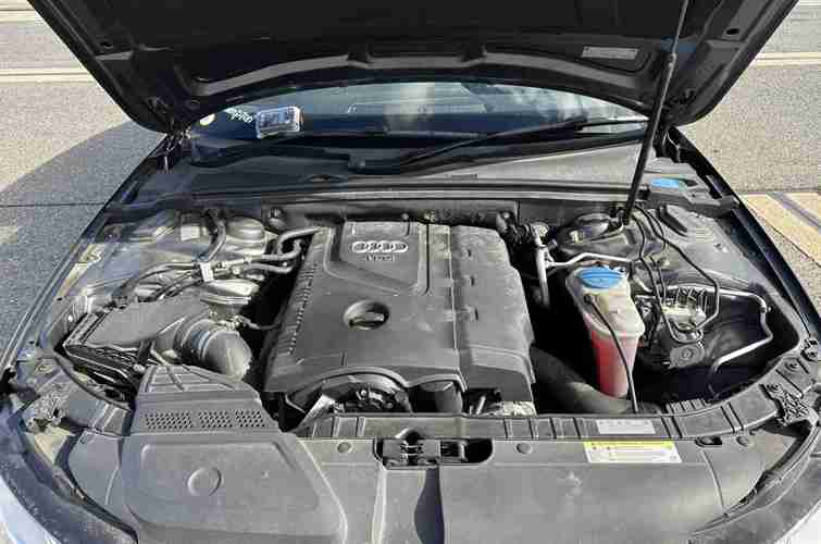 Audi A4 Avant S-Line 2014 2.0l TFSI - photo 12