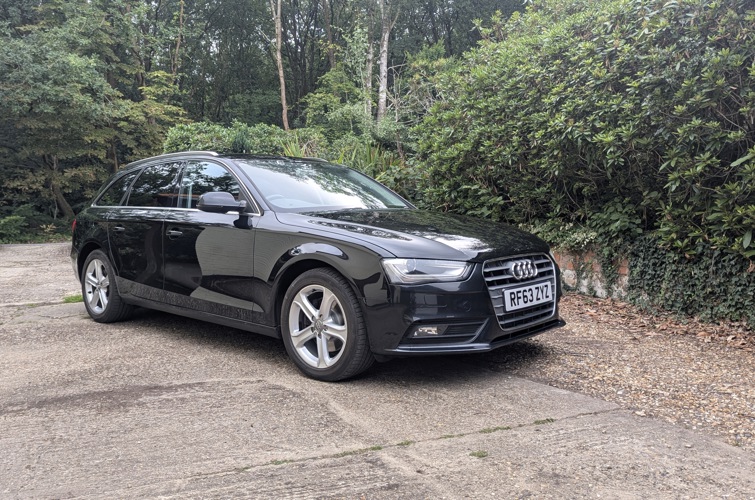 Audi A4 Avant 2014 2.0l TFSI - photo 1