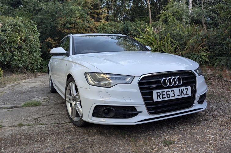 Audi A6 Avant 2014 3.0l TFSI Quattro S-Line - photo 2